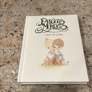 Precious Moments 'Gift of Love' Book of Poems copyrighted 1989